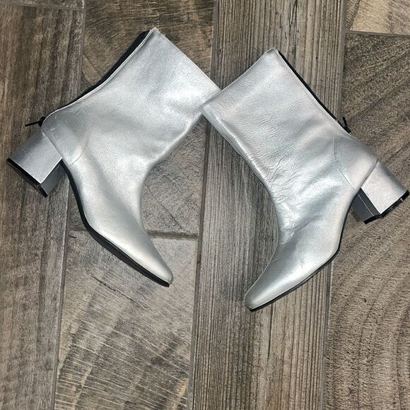 Vintage Bongo silver leather square toe 2” heel boots - Picture 2 of 7
